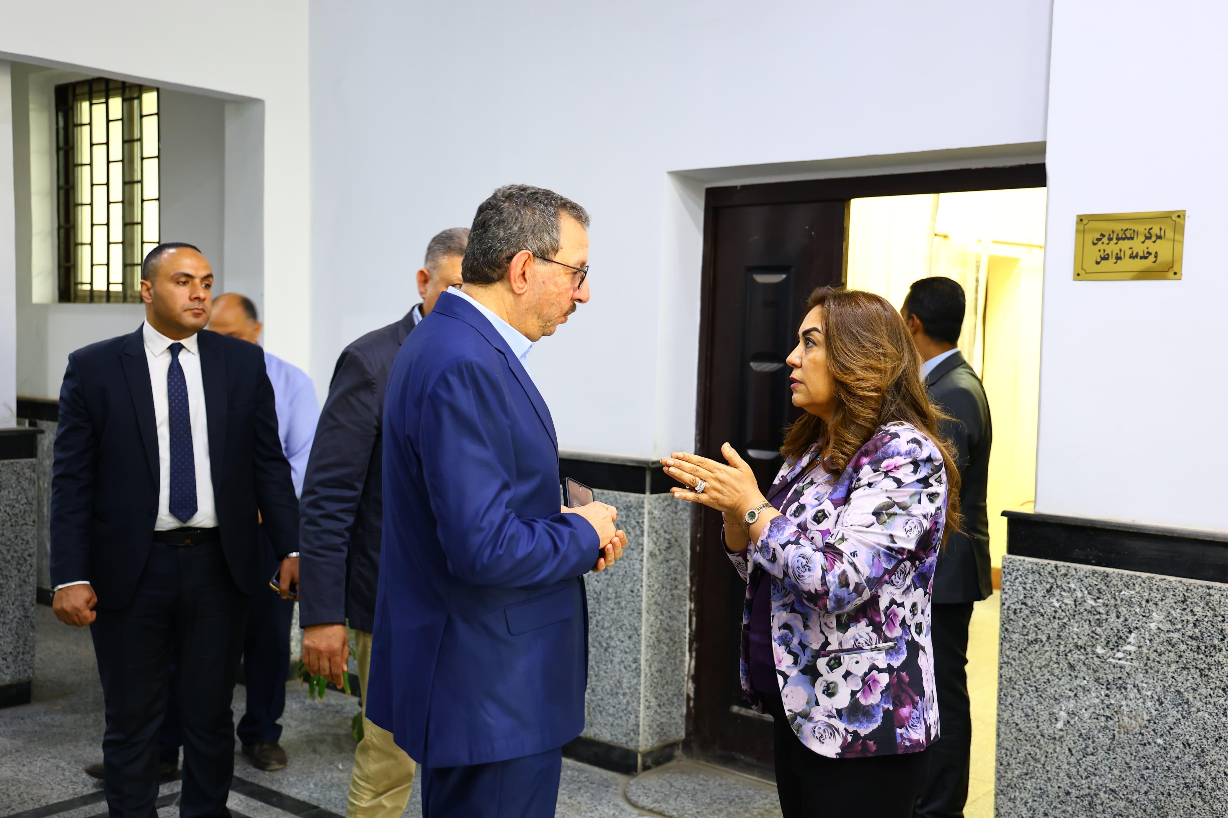 جولة وزيرة التنمية المحلية فى حى عابدين (2)