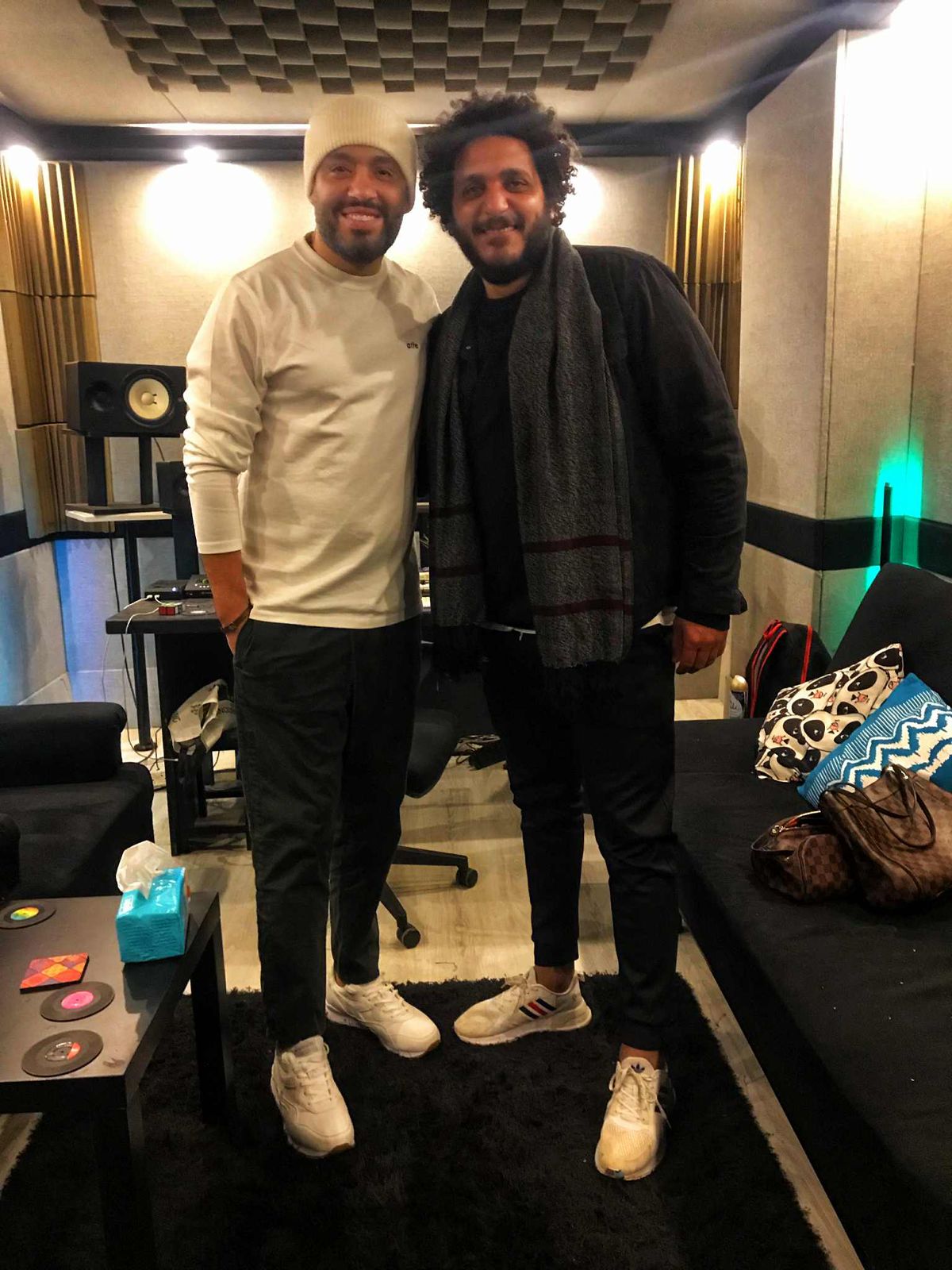 الشاعر أحمد عبد النبي  ورامى جمال