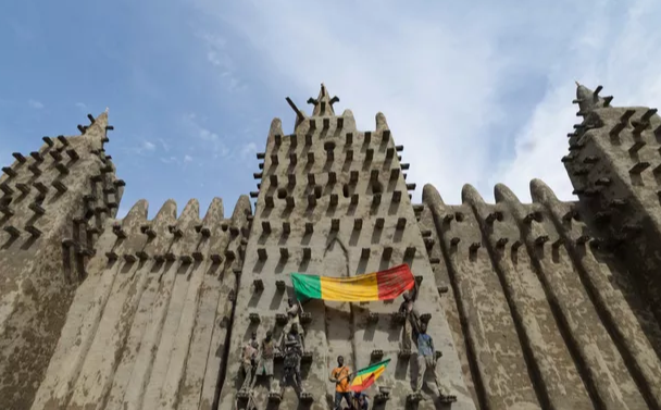 ترميم مسجد جينيه ترميم مسجد جينيه