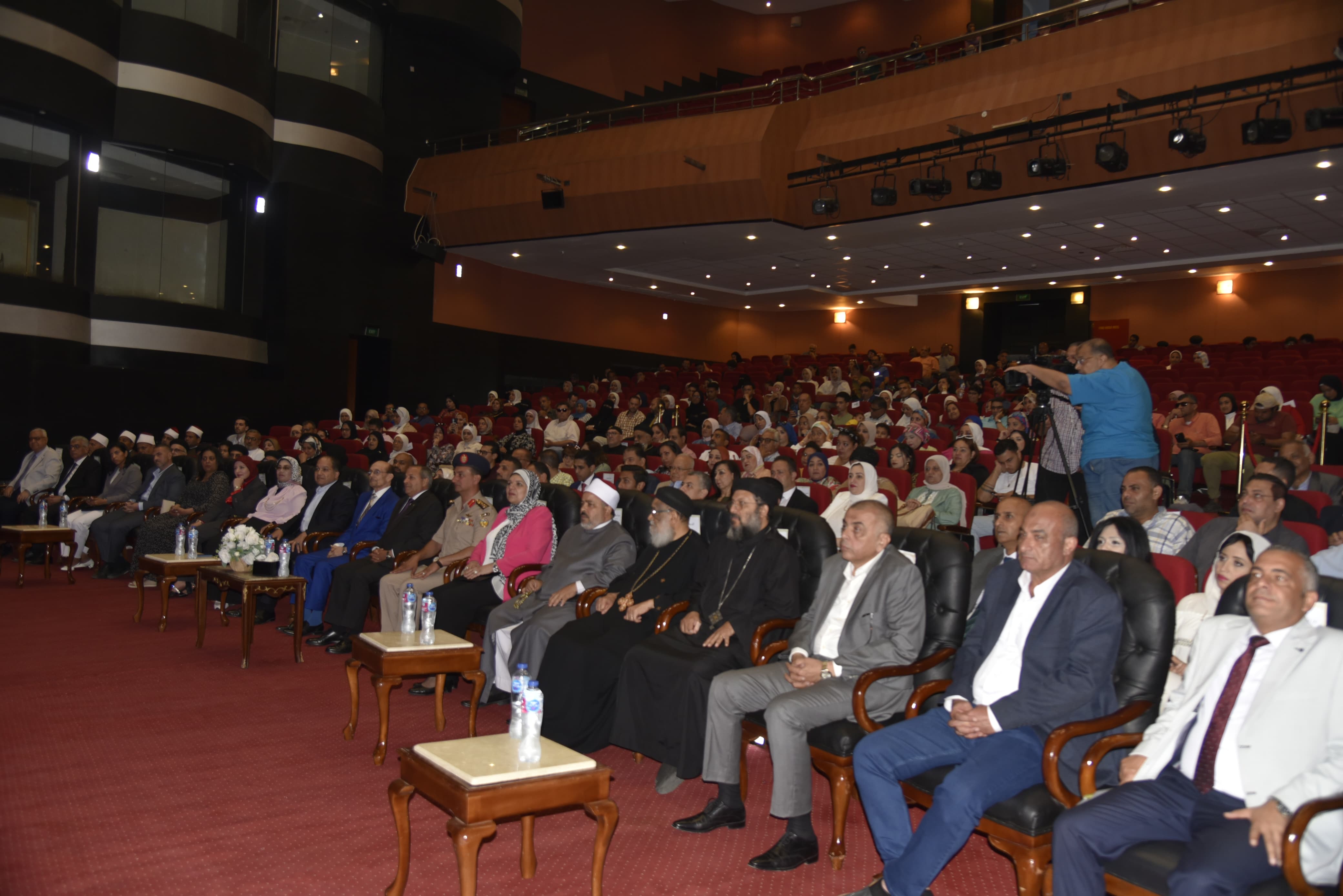 الحضور بالفعالية الحضور بالفعالية