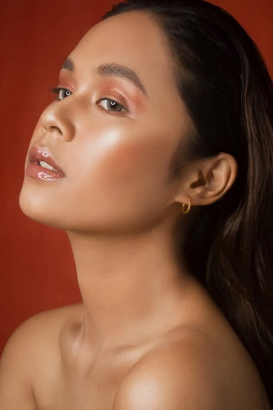 مكياج ثابت مكياج ثابت