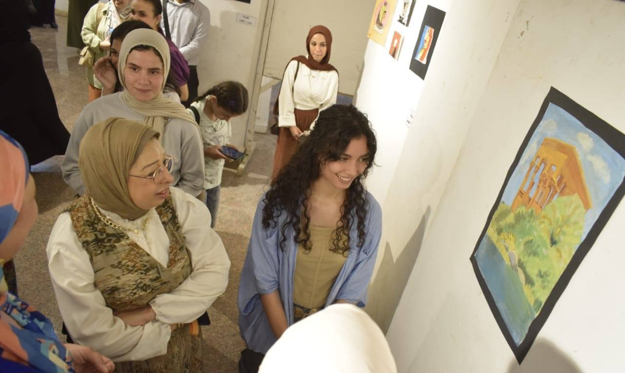 الفنانين المشاركين في المعرض