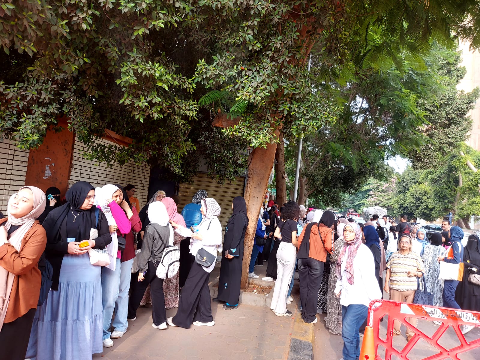 دخول طلاب الثانوية العامة اللجان فى ثاني أيام ماراثون الامتحانات