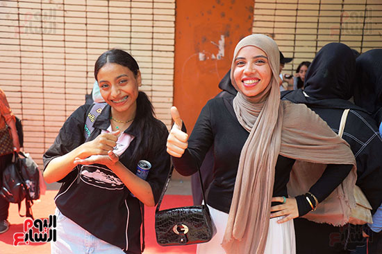 طلاب الثانوية العامة (28)