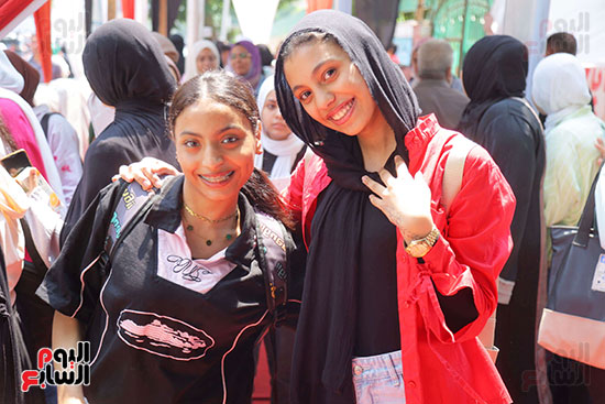 طلاب الثانوية العامة (8)