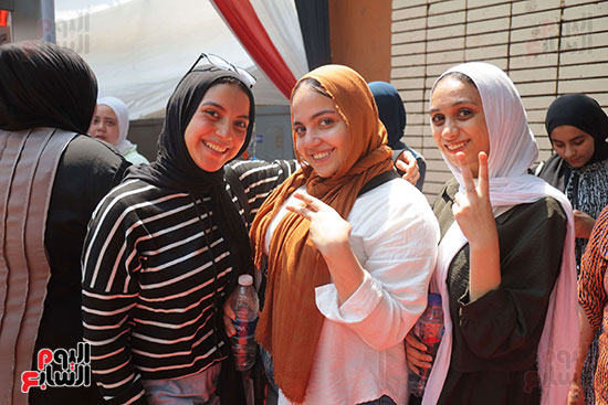 طلاب الثانوية العامة (15)