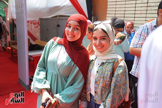 طلاب الثانوية العامة (2)