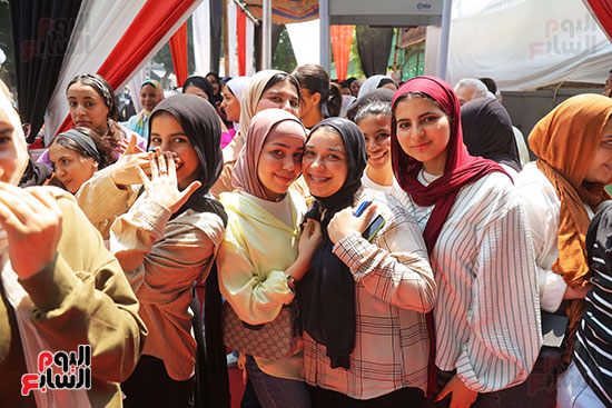 طلاب الثانوية العامة (11)