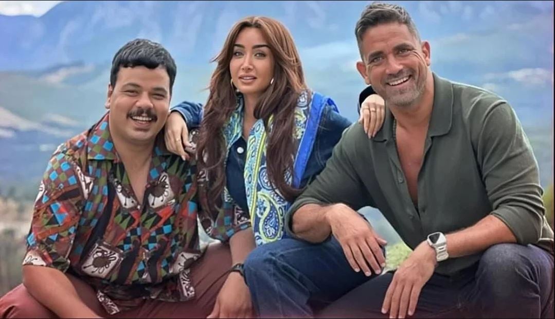 مصطفى غريب مع هنا الزاهد وامير كرارة