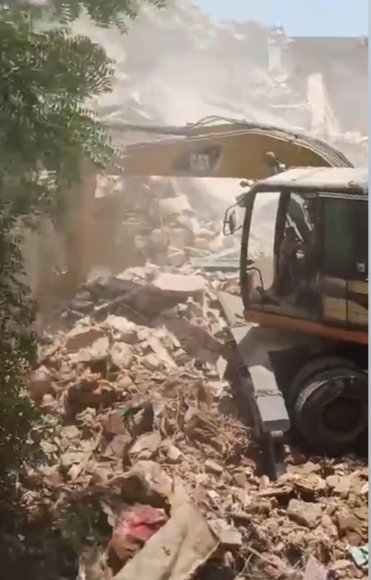  عقار السيدة المنهار  (1)
