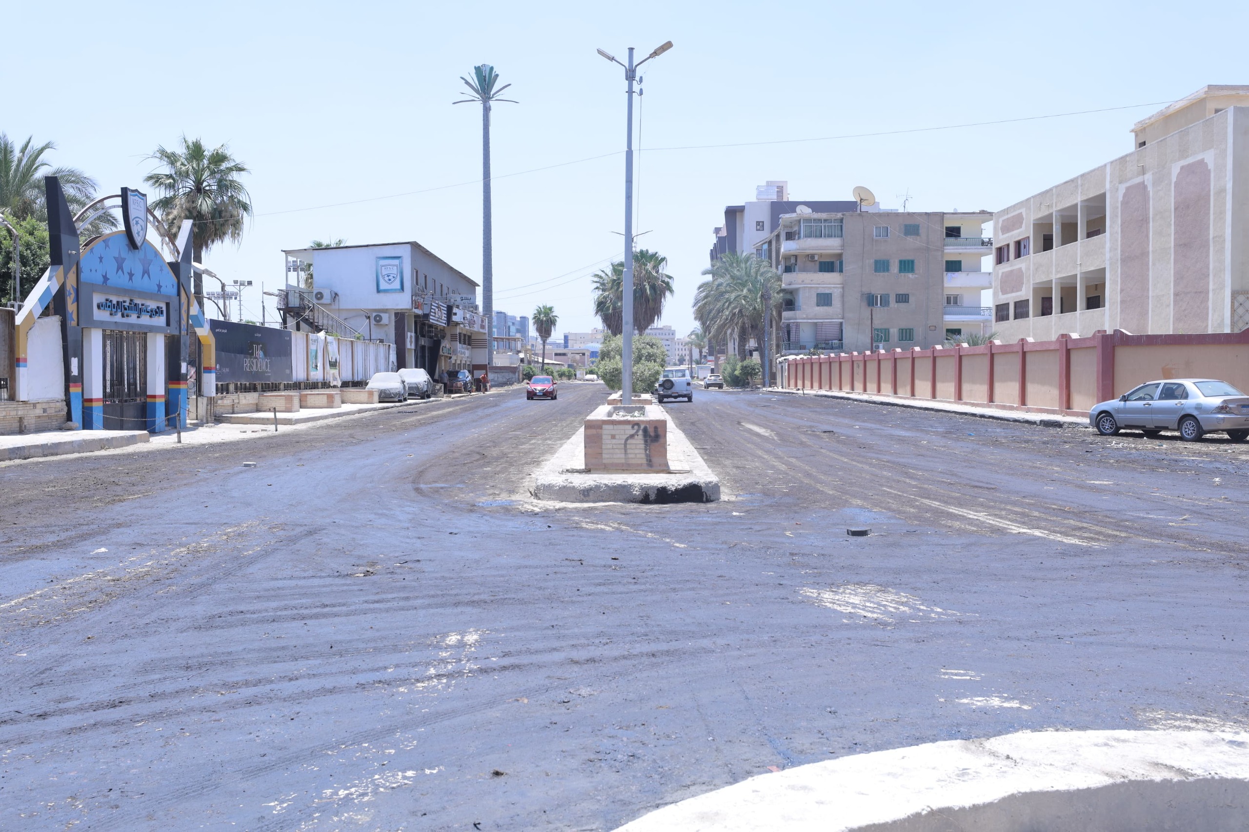 رصف الطرق بعدد من الاحياء بكفر الشيخ