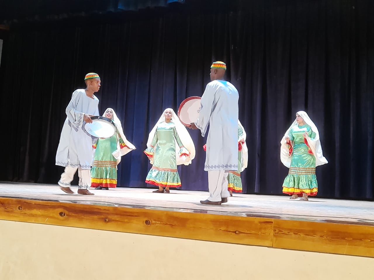 عروض فنية