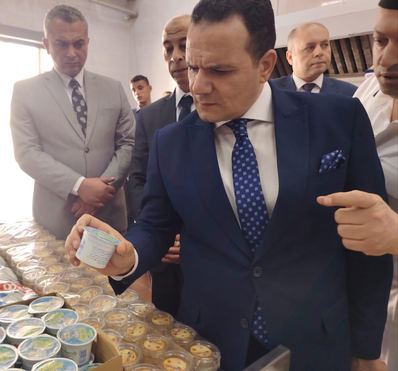 النيابة العامة تفحص الاغذية