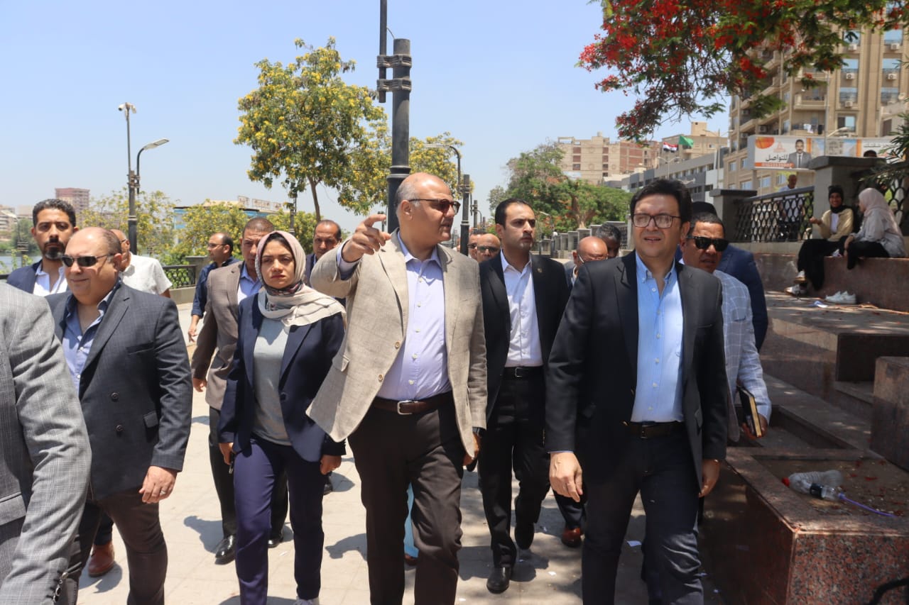 خلال الجولة خلال الجولة
