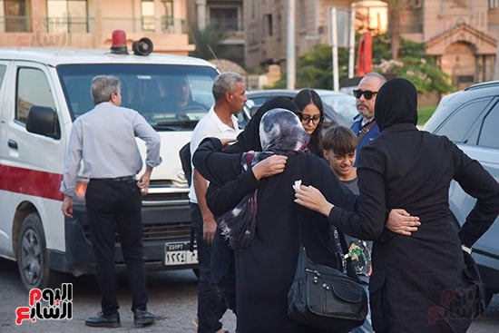 جنازة والدة المخرجة سارة وفيق (3)