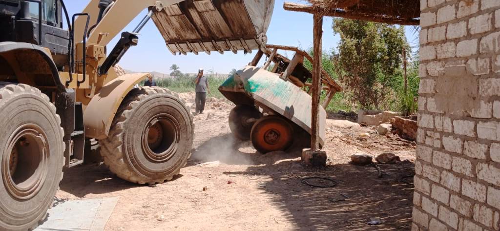 جانب من حملات الإزالة 