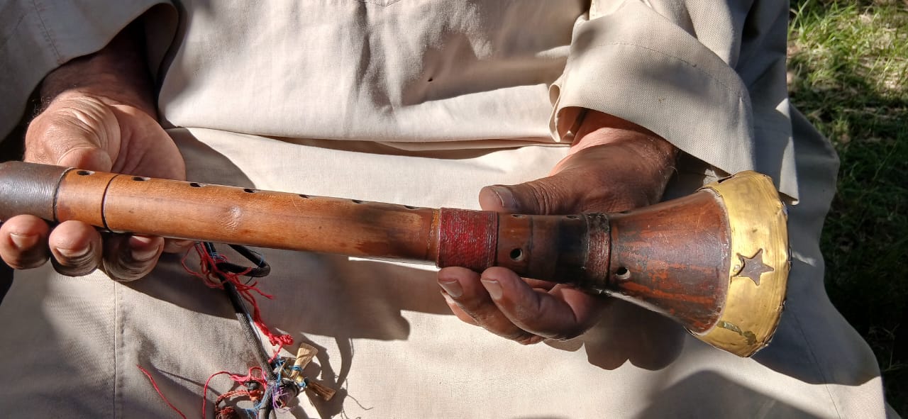 آلة المزمار آلة المزمار