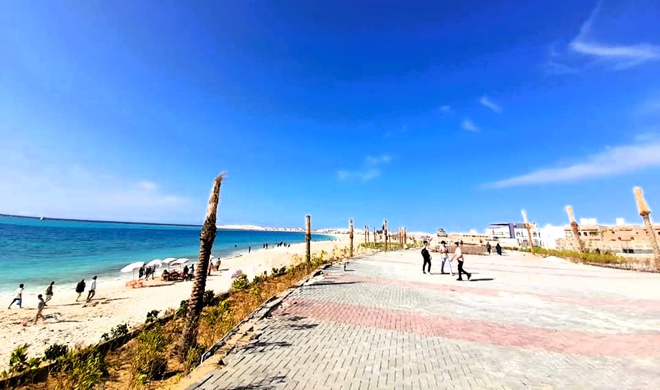 كورنيش مطروح يشهد تطوير وتوسعة