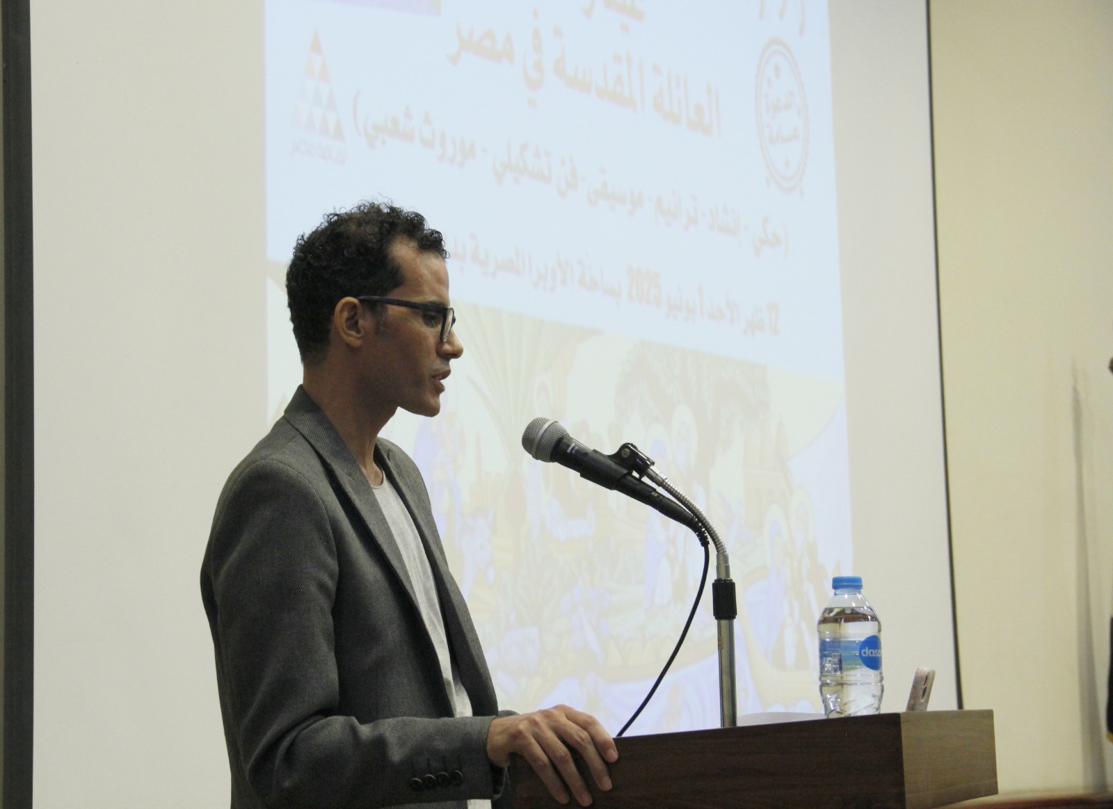 الدكتور أحمد إبراهيم الشريف خلال احتفالية رحلة العائلة المقدسة