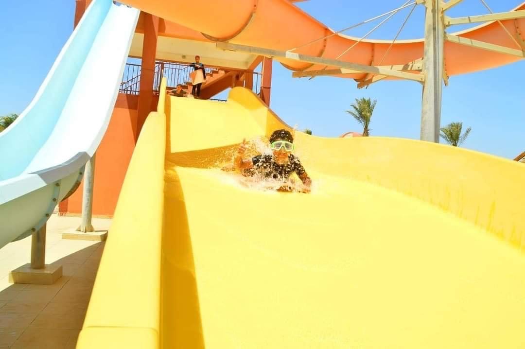 الاكوا بارك للكبار والصغار