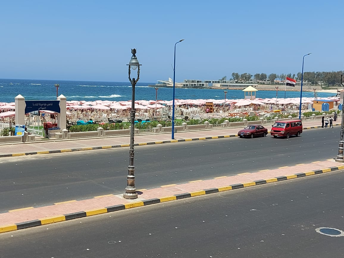 اعمدة جديدة وارصفة انترلوك اعمدة جديدة وارصفة انترلوك