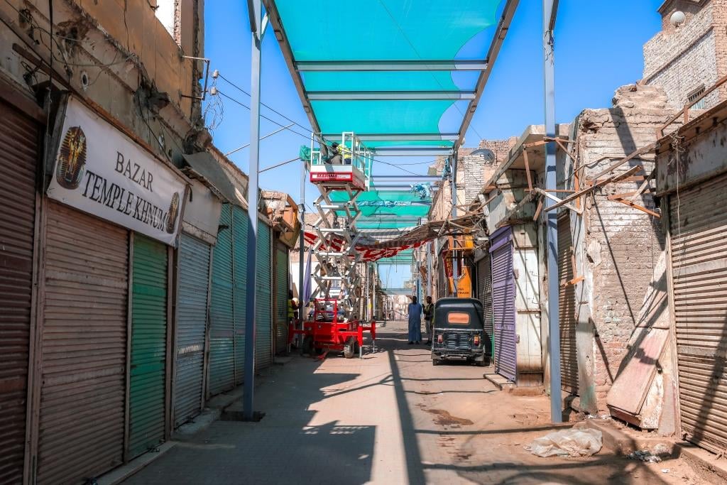 مشروع قومى جديد لإعادة تأهيل سقيفة شارع البازارات بإسنا مشروع قومى جديد لإعادة تأهيل سقيفة شارع البازارات بإسنا