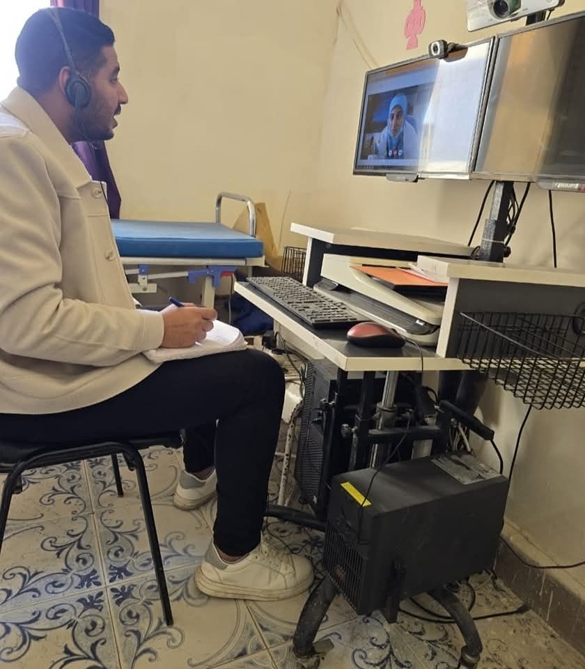 اثناء مناقشة المرضى اثناء مناقشة المرضى