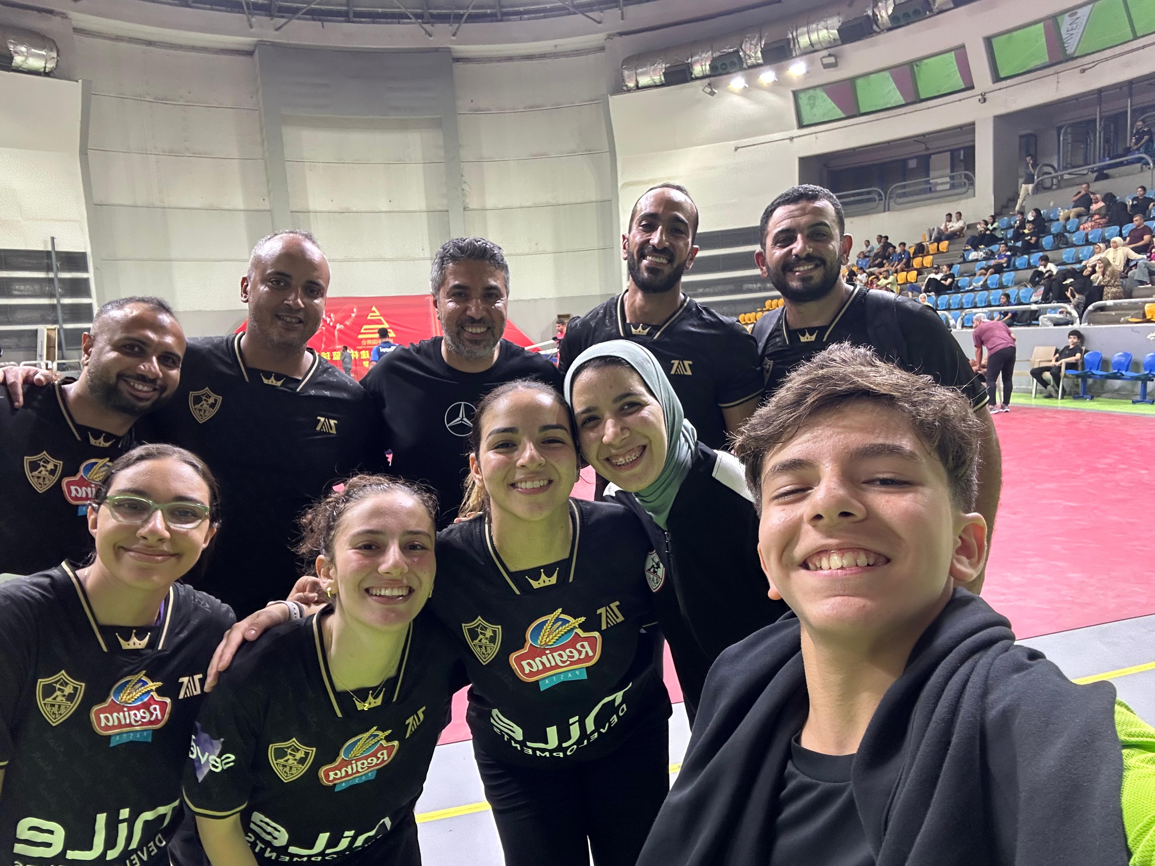 فريق سيدات الزمالك لتنس الطاولة والجهاز الفنى بقيادة أحمد صالح فريق سيدات الزمالك لتنس الطاولة والجهاز الفنى بقيادة أحمد صالح
