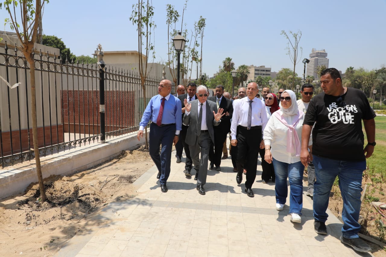 جولة محافظ القاهرة  ومستشار رئيس الجمهورية  (5)