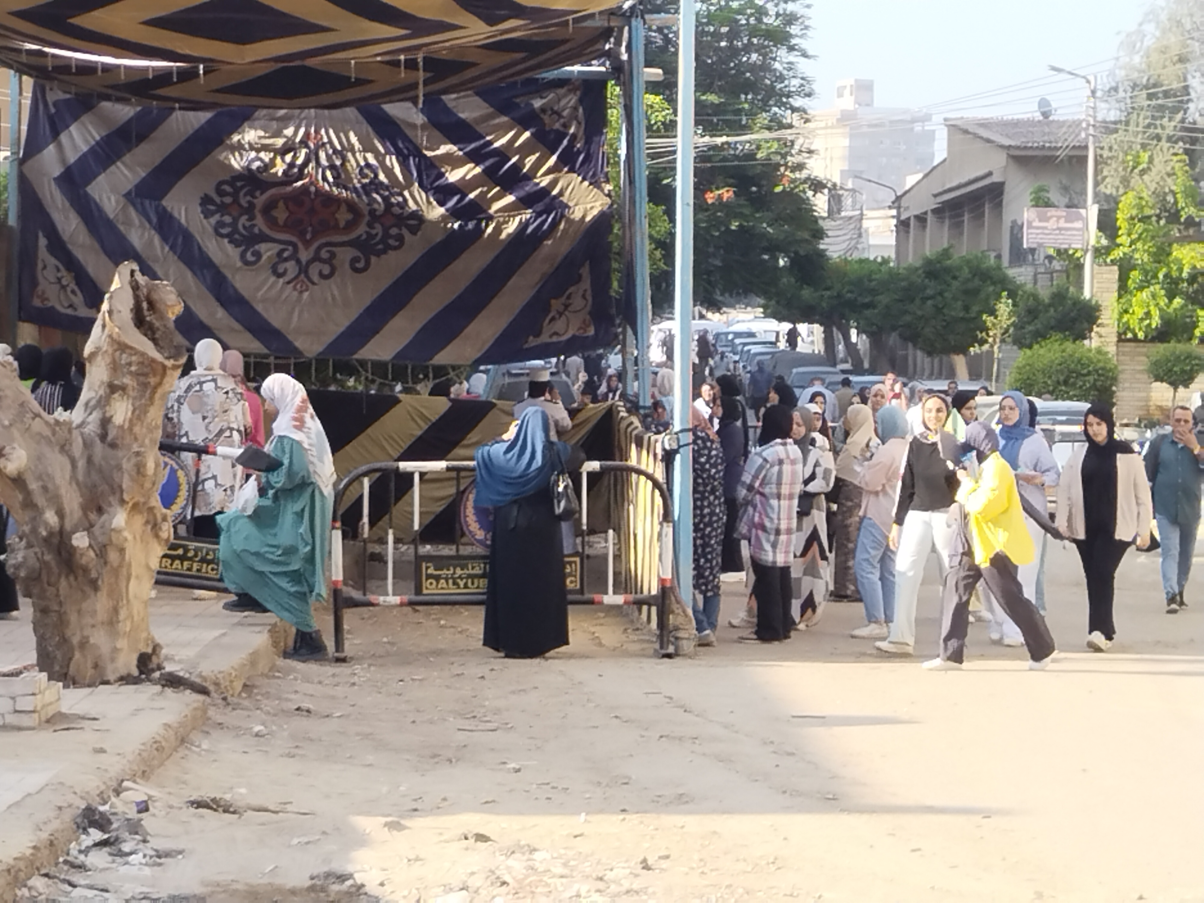 توافد الطلاب توافد الطلاب