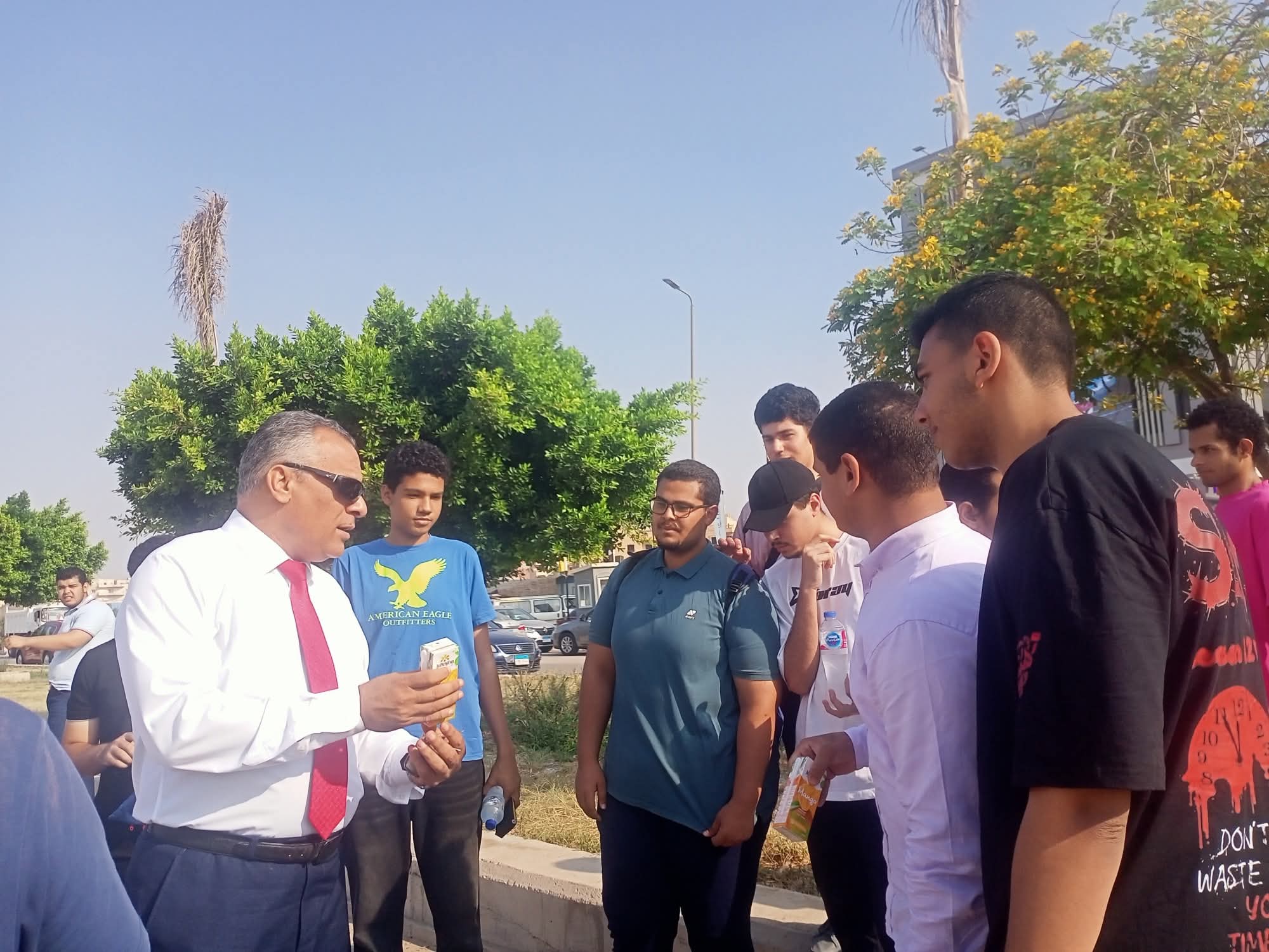 مدير إدارة العبور التعليمية أمام اللجان مدير إدارة العبور التعليمية أمام اللجان