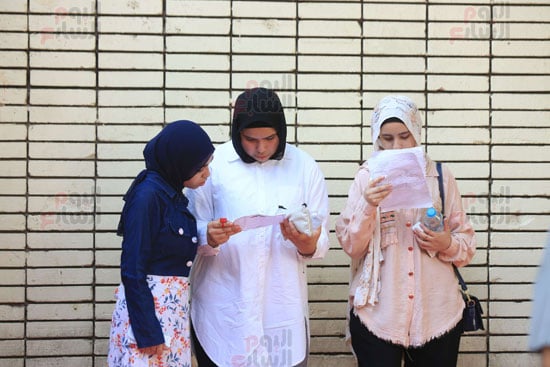 مراجعة طلاب الثانوية العامة مادة اللغة العربية قبل بدء الامتحان مراجعة طلاب الثانوية العامة مادة اللغة العربية قبل بدء الامتحان