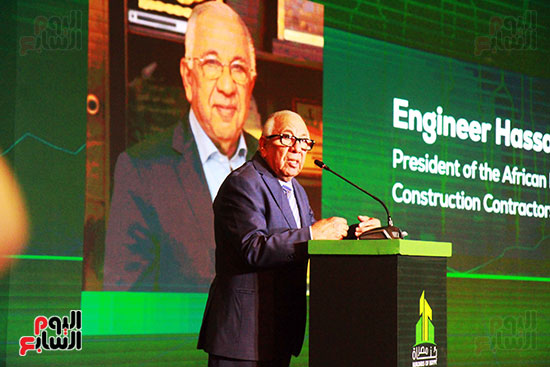حسن عبد العزيز رئيس الاتحاد الأفريقي لمقاولي البناء والتشييد