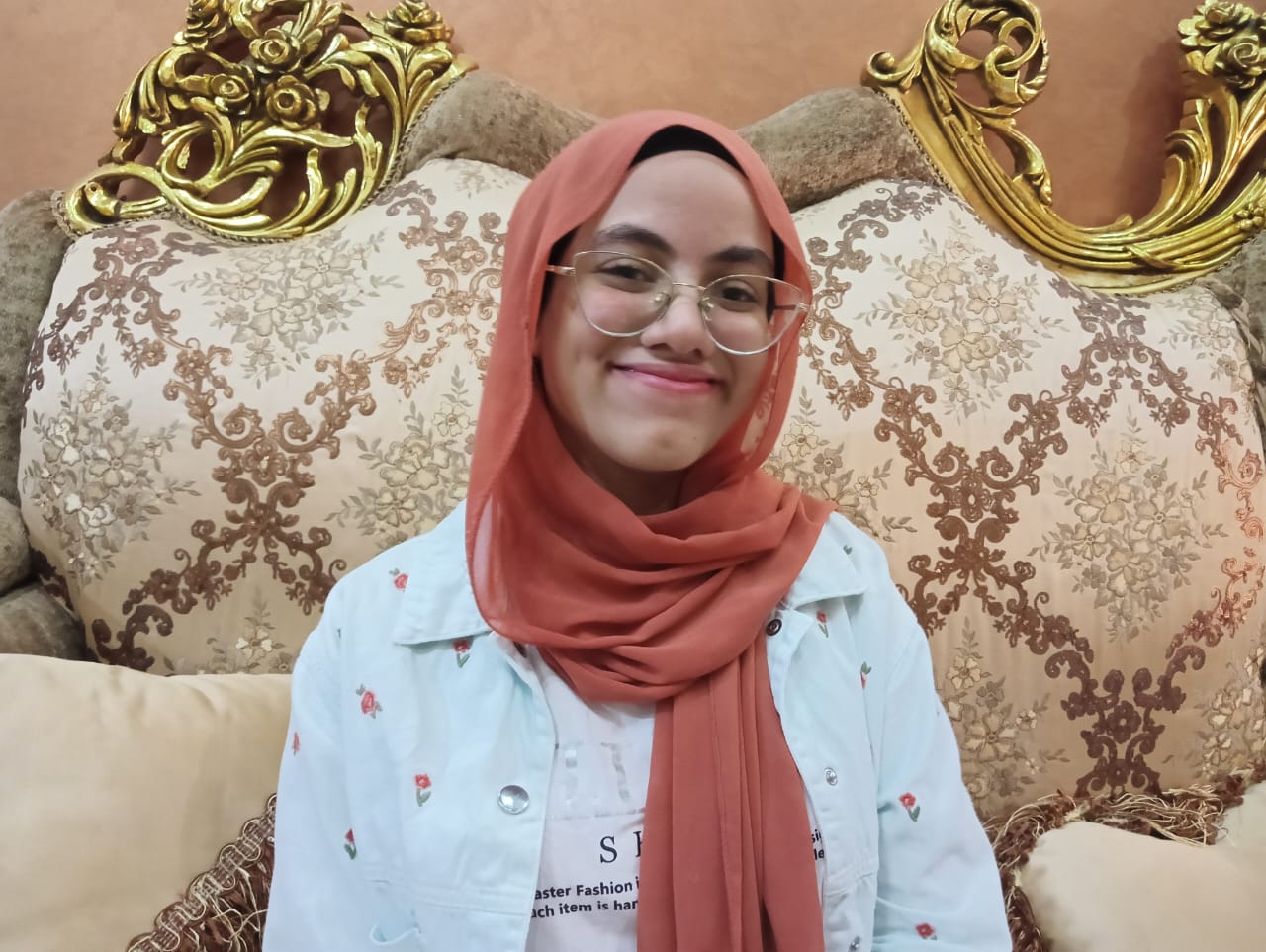 جنا الأولى على الشهادة الإعدادية بالإسماعيلية جنا الأولى على الشهادة الإعدادية بالإسماعيلية
