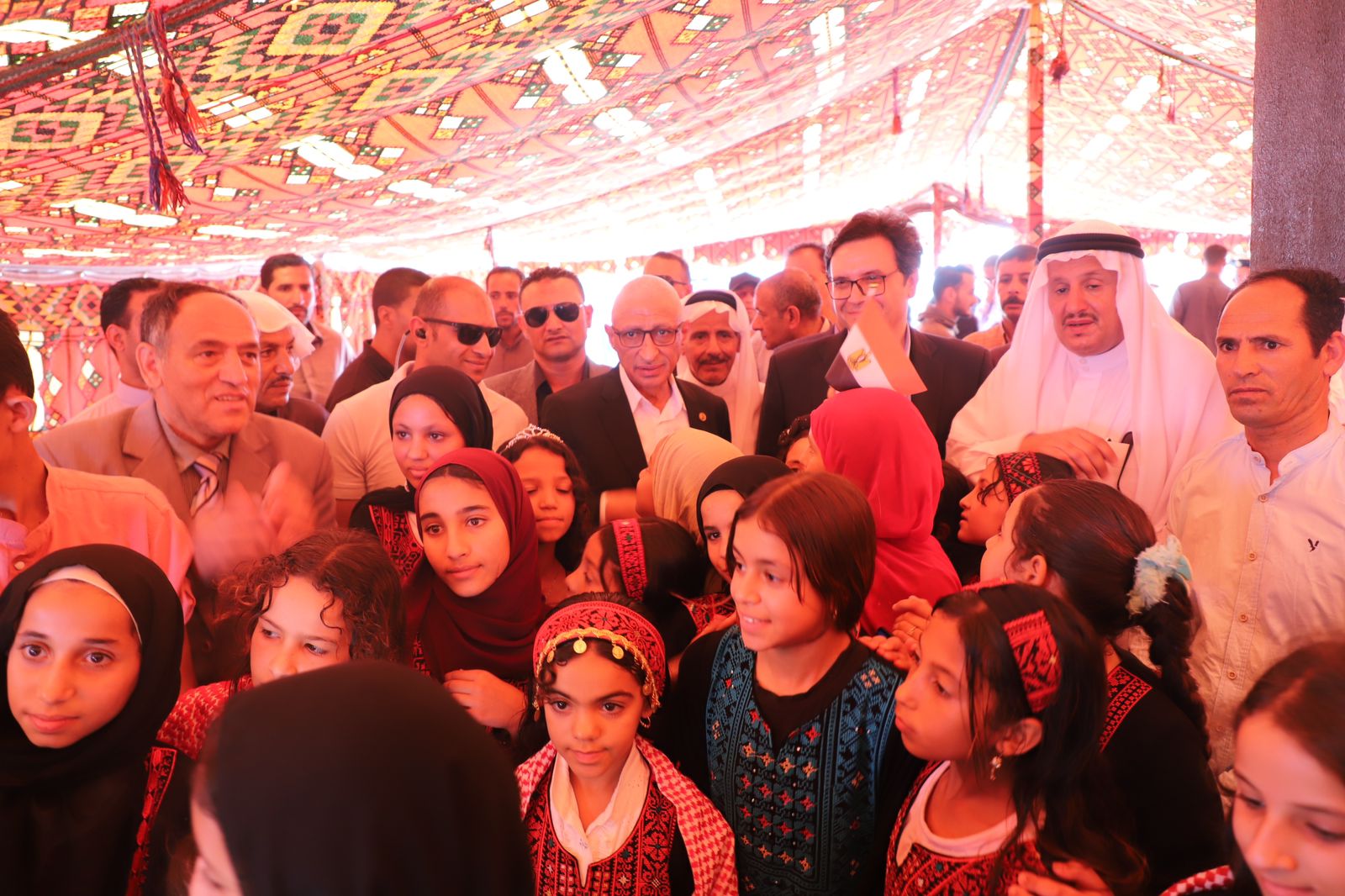 e6aaceae-e902-49b0-90d3-30e4c0f07489