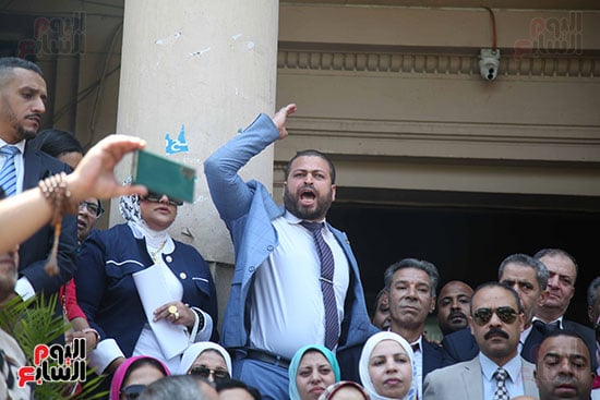 هتافات المحامين اعتراضا علي زيادة الرسوم القضائية (1)