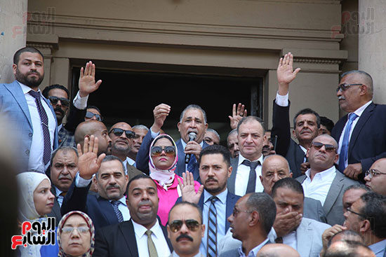 كلمة نقيب المحامين اثناء الوقفة (1)