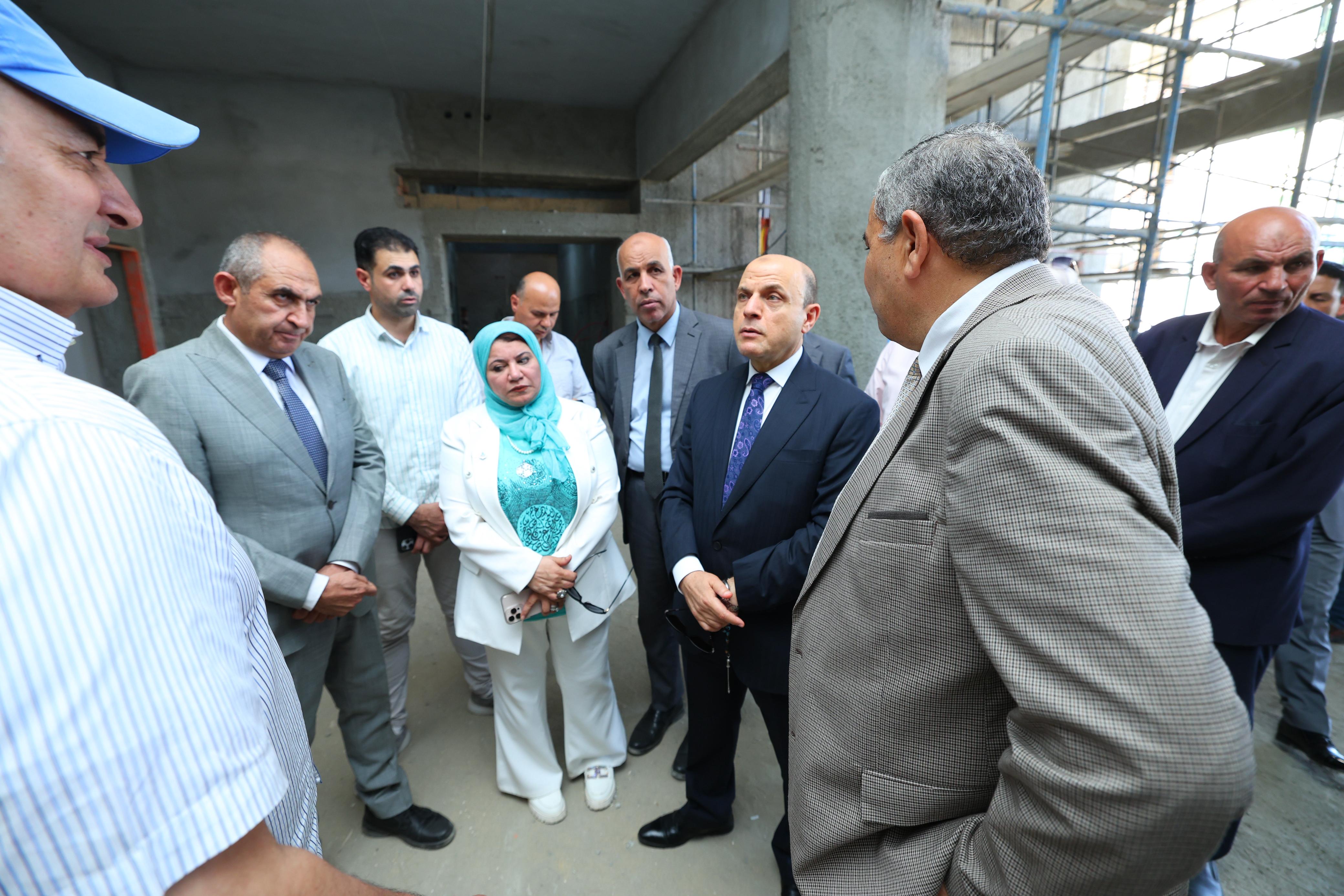 محافظ كفر الشيخ يتفقد موقع الجامعة الأهلية