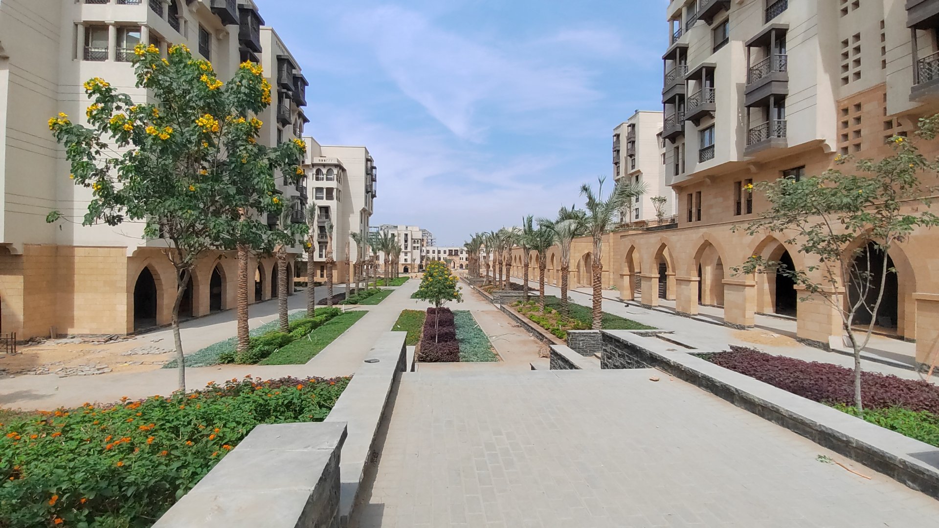 مساكن خلف سور مجرى العيون مساكن خلف سور مجرى العيون