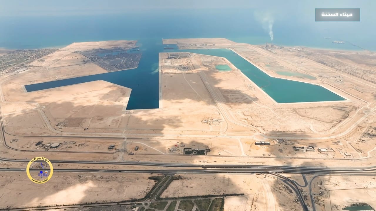 مشروع تطوير ميناء السخنة (4)