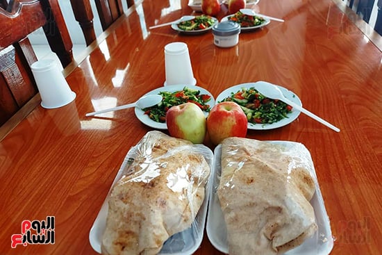 وجبات-الافطار-والعشاء وجبات-الافطار-والعشاء