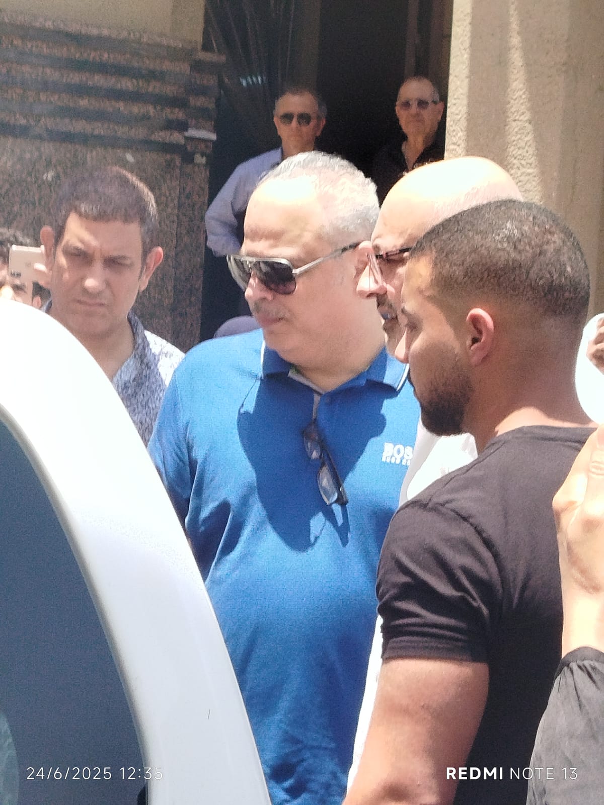 وصول جثمان الكاتب الصحفي محمد عبد المنعم وصول جثمان الكاتب الصحفي محمد عبد المنعم