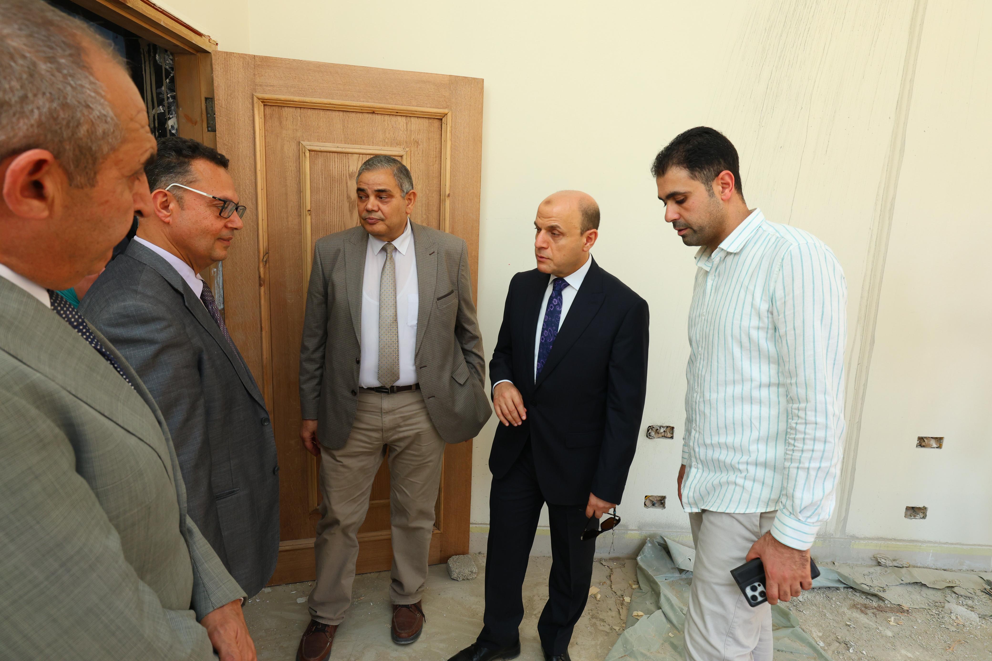 جانب من تفقد محافظ كفر الشيخ للجامعة الأهلية