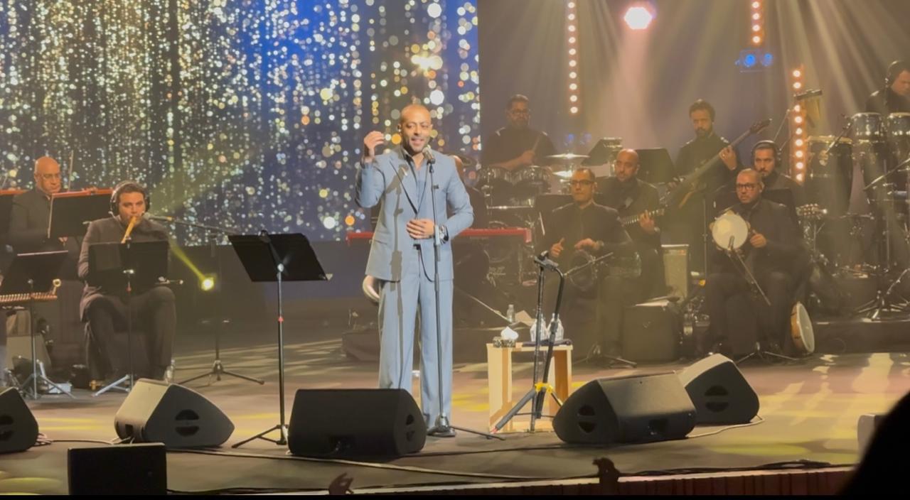 تامر عاشور (1)