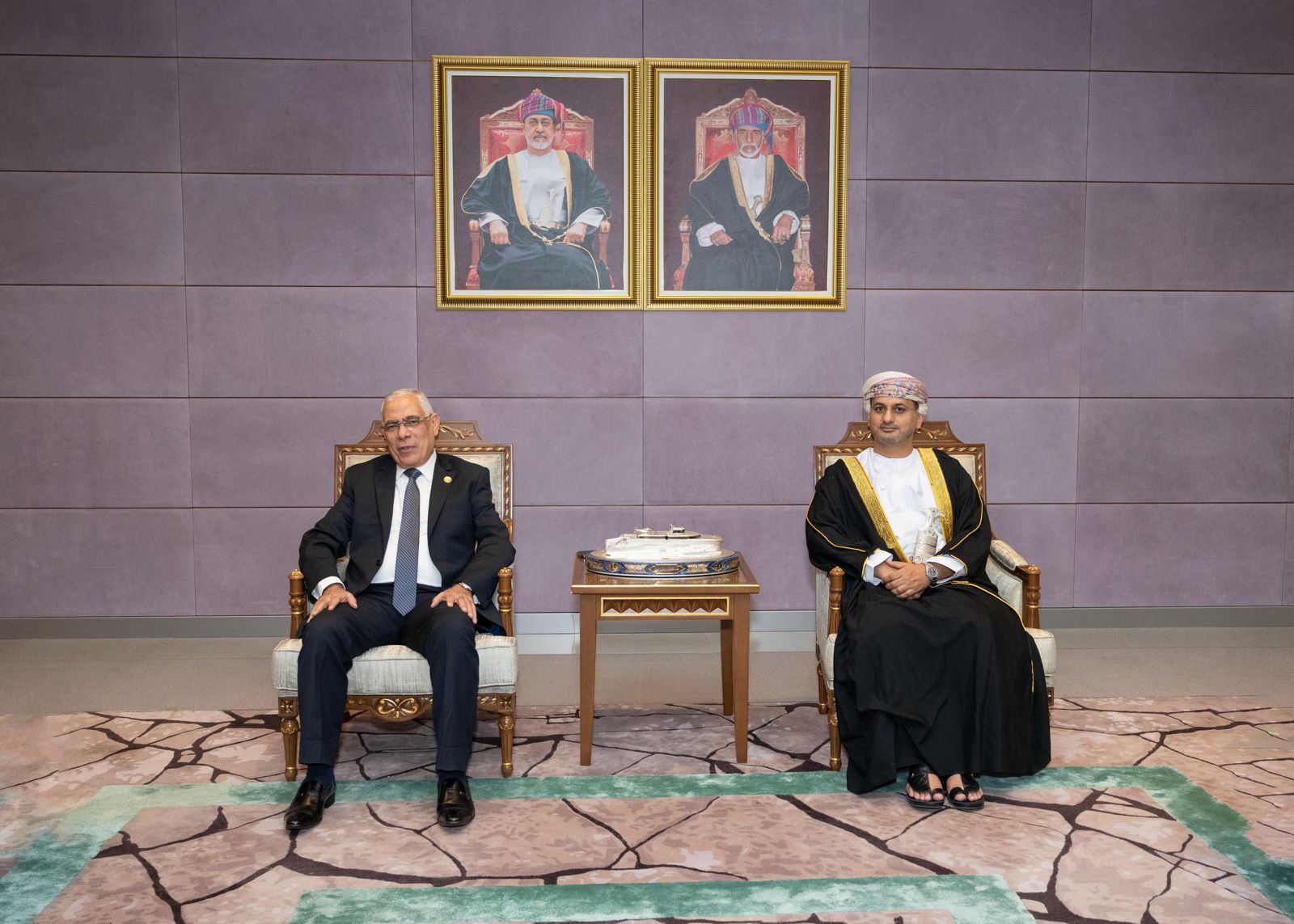 الاجتماع (2)