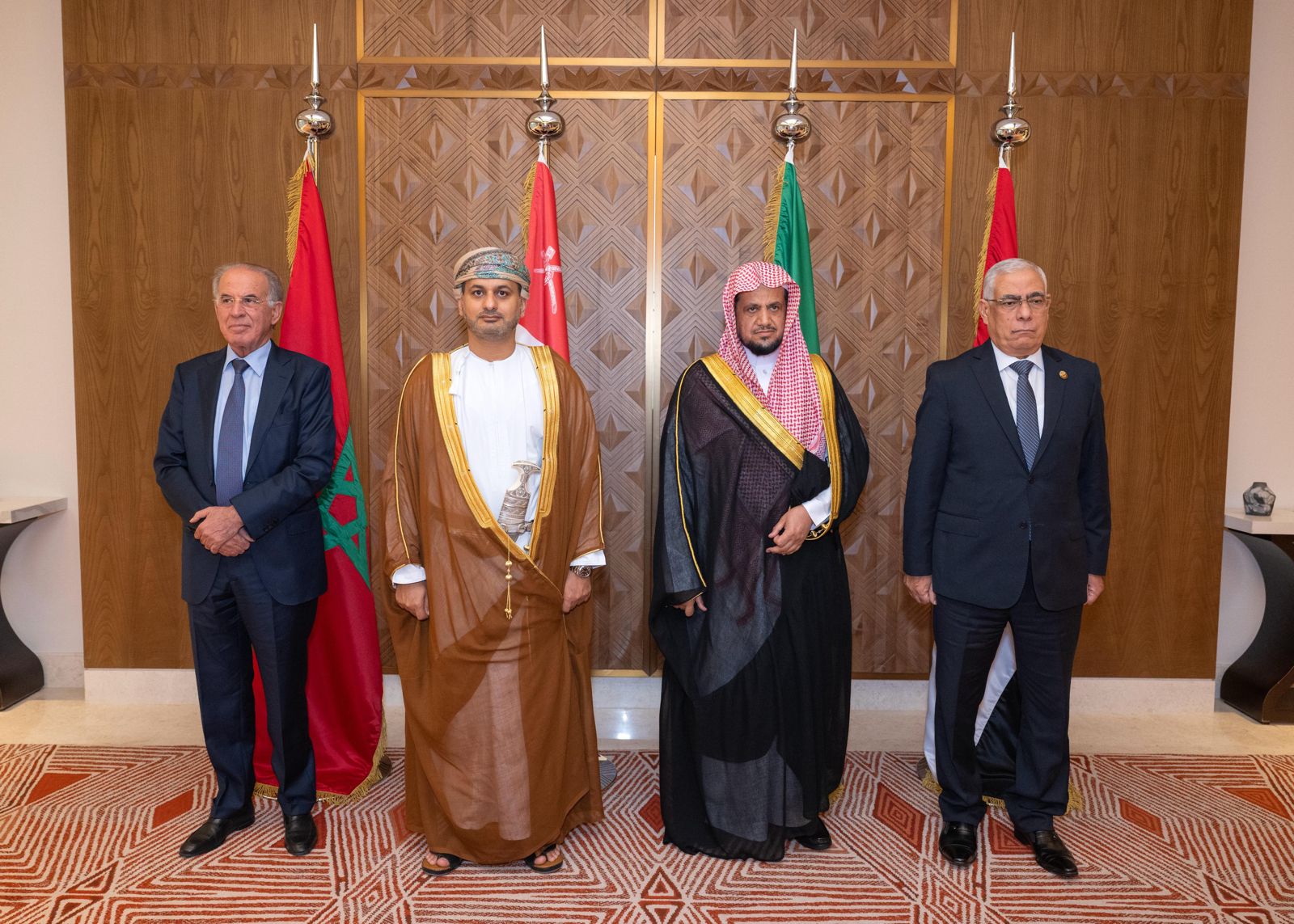 الاجتماع (1)