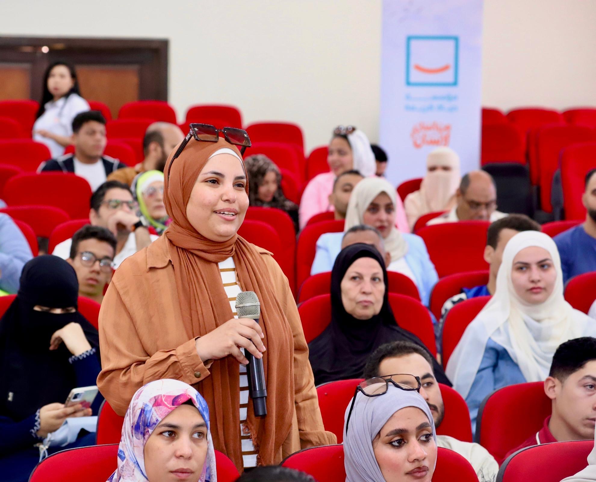 خلال فعاليات المعكسر لصندوق مكحافحة الإدمان بالتعاون مع مؤسسة حياة كريمة