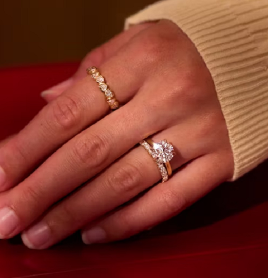 خاتم خطوبة طبقتين