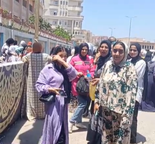تباين اراء الطالبات بكفر الشيخ تباين اراء الطالبات بكفر الشيخ