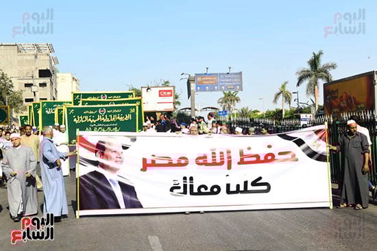 موكب الطرق الصوفية من أمام مسجد سيدى صالح الجعفرى (30)